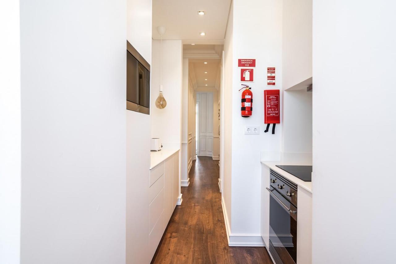 Akicity Campolide Selected Apartment Lisbon Bagian luar foto
