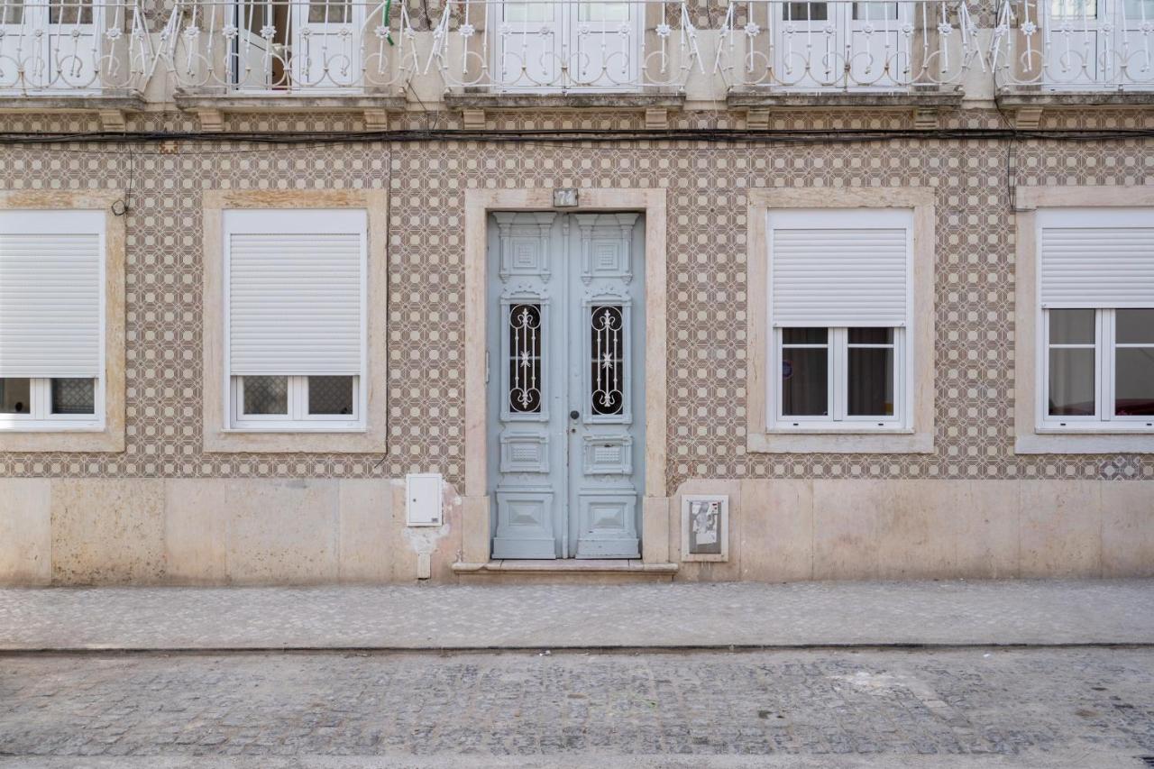 Akicity Campolide Selected Apartment Lisbon Bagian luar foto